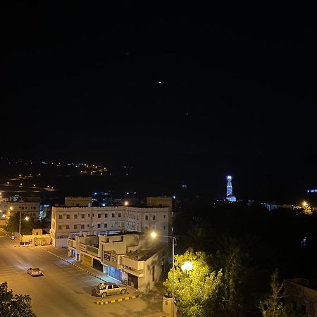 Alhamra Horizons Apartment Al Ḩamrāʼ Екстериор снимка