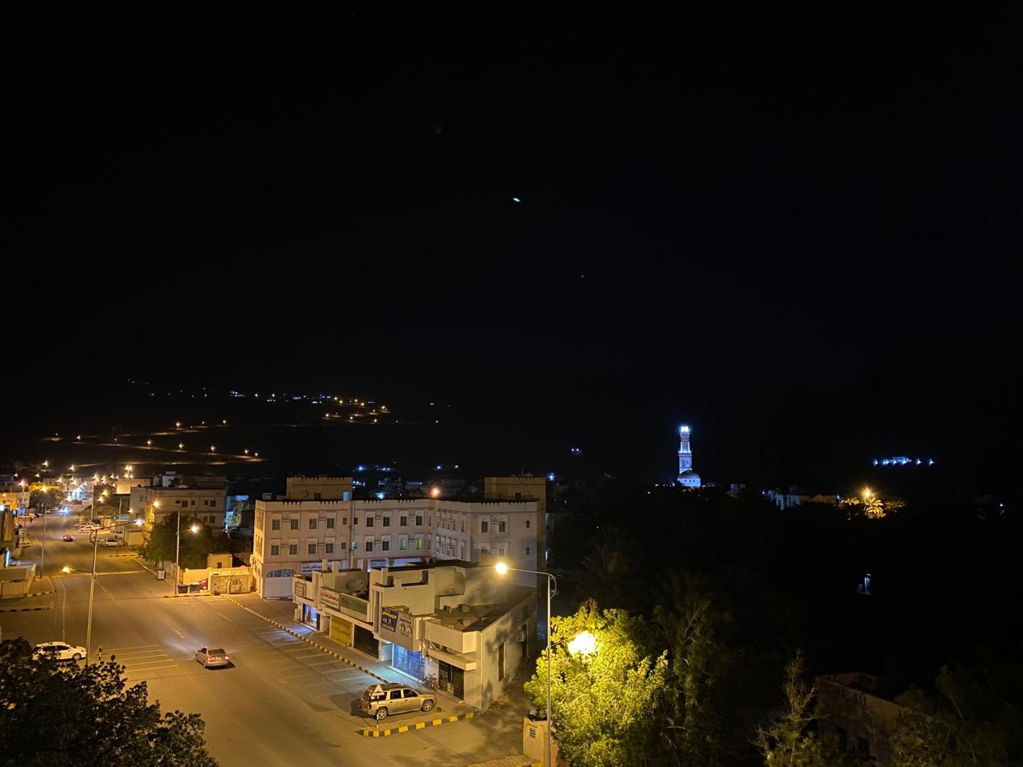 Alhamra Horizons Apartment Al Ḩamrāʼ Екстериор снимка