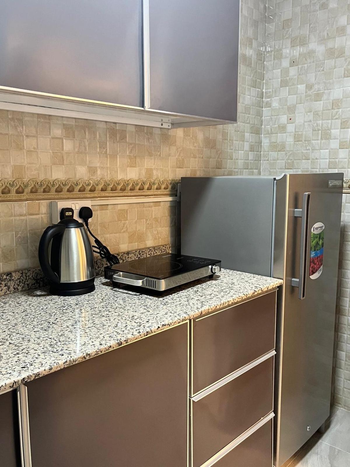 Alhamra Horizons Apartment Al Ḩamrāʼ Екстериор снимка